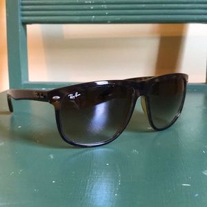 Ray-Ban Tortoiseshell Sunglasses